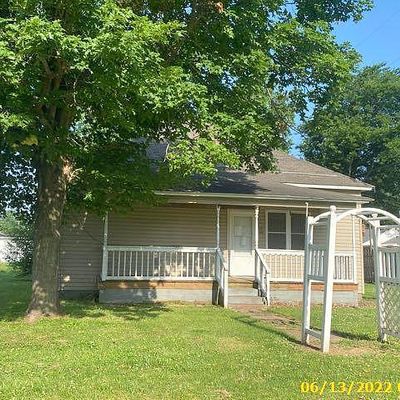 205 S 7 Th St, Charleston, MO 63834