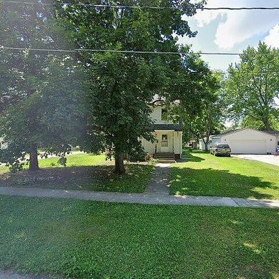 207 N F St, Indianola, IA 50125