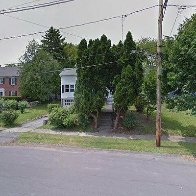 208 Hancock Dr, Syracuse, NY 13207