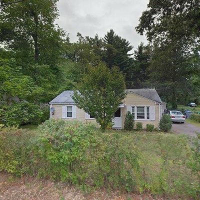 21 Arthur Ave, Enfield, CT 06082