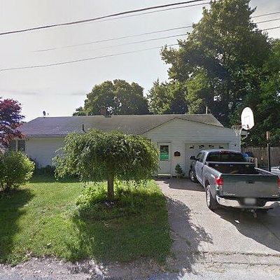 21 Hopkins Ter, Cumberland, RI 02864