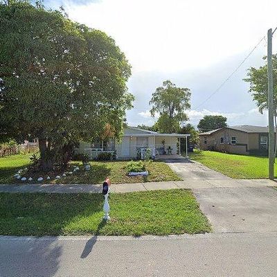 1821 Nw 33 Rd Ave, Lauderhill, FL 33311