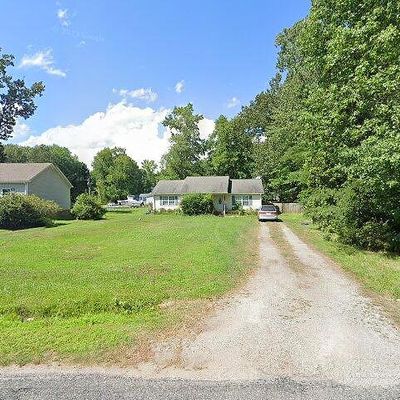 227 Lovers Ln, Mathews, VA 23109