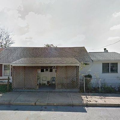 227 Wayne Ave, Waynesboro, PA 17268