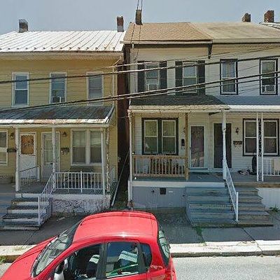 228 W Franklin St, Womelsdorf, PA 19567