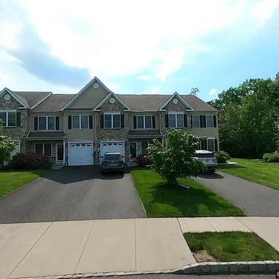 23 Woodspring Cir, Sellersville, PA 18960