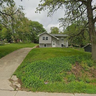 2317 9 Th Ave E, University Park, IA 52595