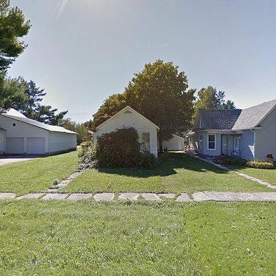 235 W Washington St, Marengo, IA 52301