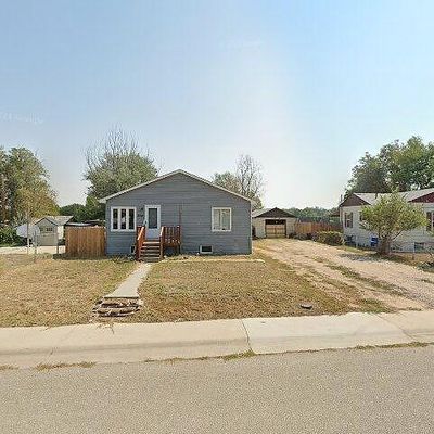 236 N 3 Rd St, Glenrock, WY 82637