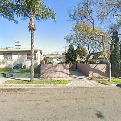 2388 Cerritos Ave, Signal Hill, CA 90755