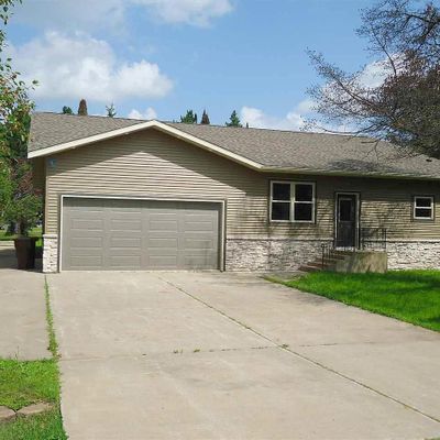 2115 E 41 St St, Hibbing, MN 55746