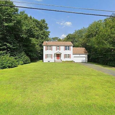 2116 Geraci Pl, Tobyhanna, PA 18466