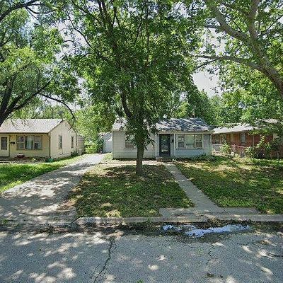 2121 Sw Jewell Ave, Topeka, KS 66611