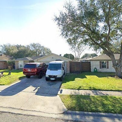 2122 Meadowlight Pkwy, Corpus Christi, TX 78414