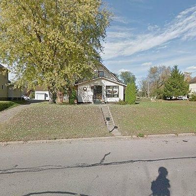 214 W Riverside Ave, Mondovi, WI 54755