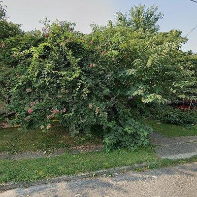 216 Aman Ave, Clementon, NJ 08021