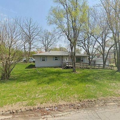 216 N 15 Th St, Chariton, IA 50049