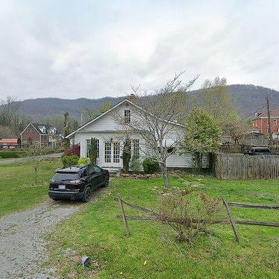 217 West Shawnee Avenue, Big Stone Gap, VA 24219