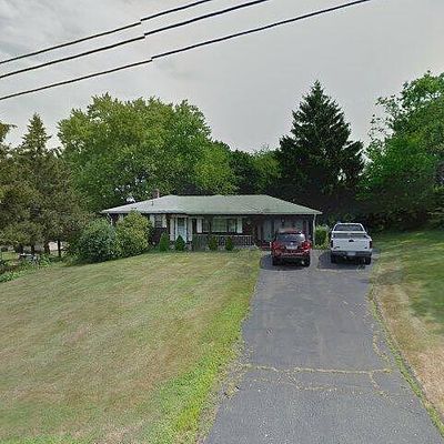 22 Tulip Dr, Meriden, CT 06450