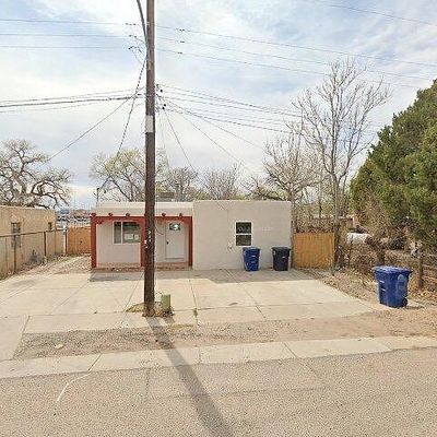 223 40 Th St Nw, Albuquerque, NM 87105