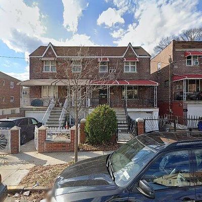 2749 Fish Ave, Bronx, NY 10469