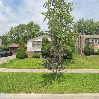 277 Armstrong Dr, Buffalo Grove, IL 60089