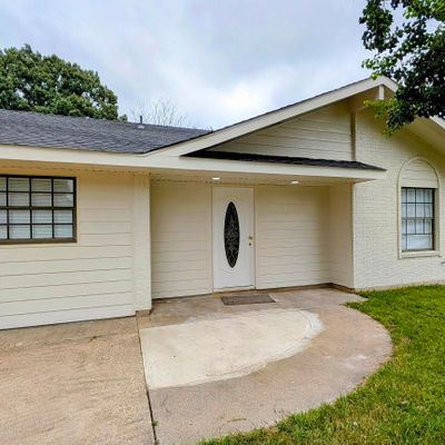 2817 Ada Ave, Tyler, TX 75702