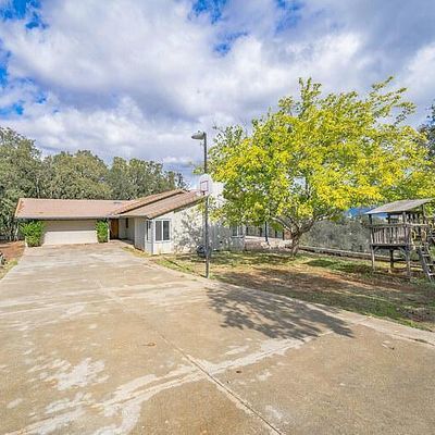 2951 Hartley St, Lakeport, CA 95453