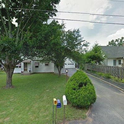 30 Old Kent Rd, Mansfield Center, CT 06250