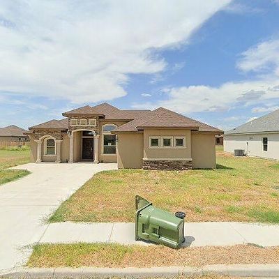 318 Santa Isabel Ln, Rio Grande City, TX 78582