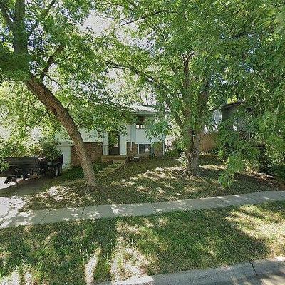 323 Bridger Rd, Lincoln, NE 68521