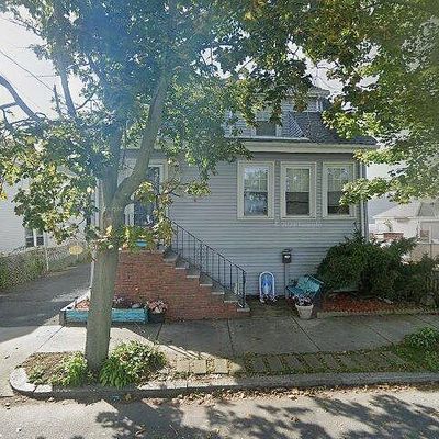 33 Bickford Ave, Revere, MA 02151