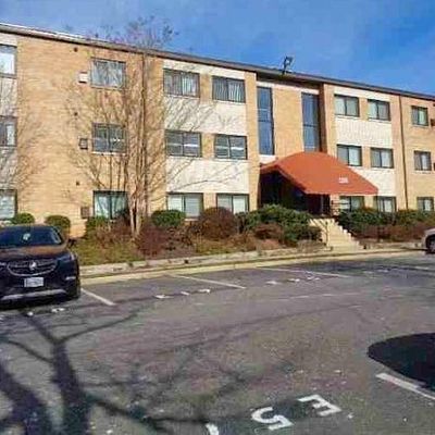 3320 S 28 Th St #403, Alexandria, VA 22302