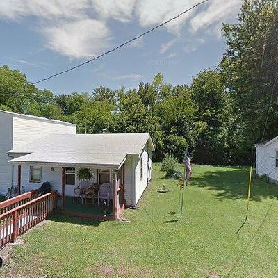 301 E Casad St, Summerfield, IL 62289