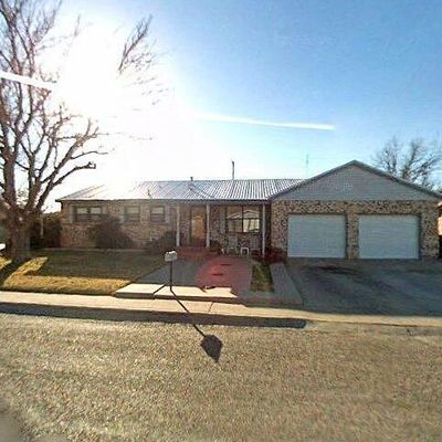 302 E 20 Th St, Crane, TX 79731