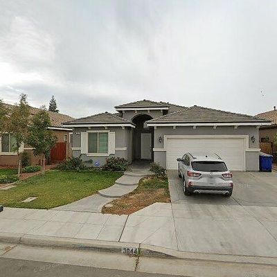 3044 Capistrano Dr, Madera, CA 93637