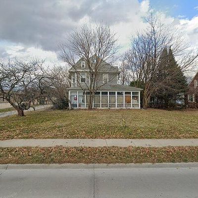 305 E Washington St, Mount Pleasant, IA 52641