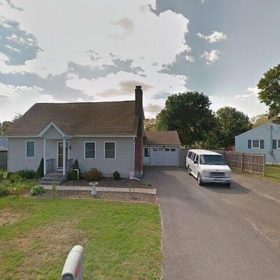 31 Hoye St, Terryville, CT 06786