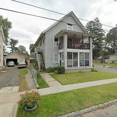 31 Rush St, Springfield, MA 01109