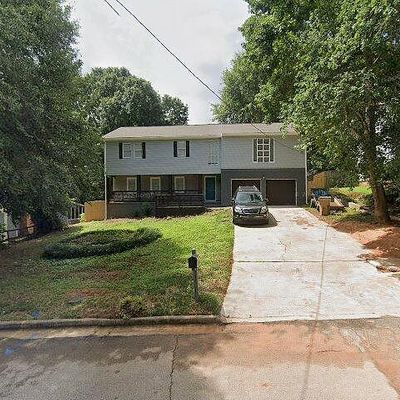 3801 Charlotte Dr, Rex, GA 30273