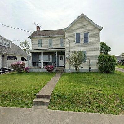 39 N Mill St, New Salem, PA 15468