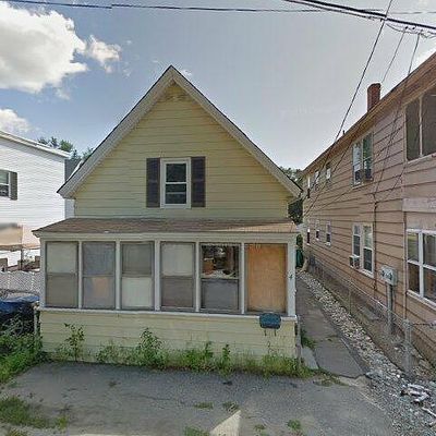 4 2 Nd St, Nashua, NH 03060