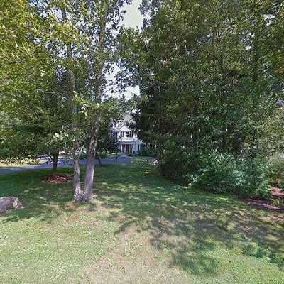 4 Eustis Ln, Ridgefield, CT 06877