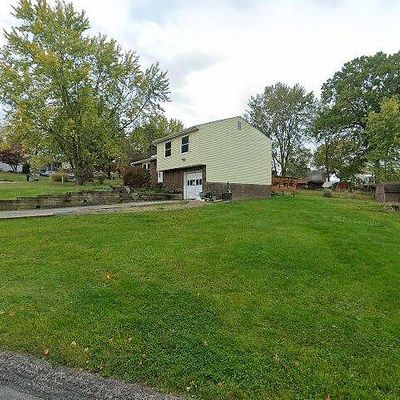 4 Meadowood Dr, Cheswick, PA 15024