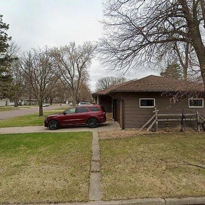 402 W Grant St, Winthrop, MN 55396