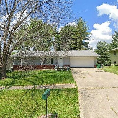 407 N L St, Indianola, IA 50125