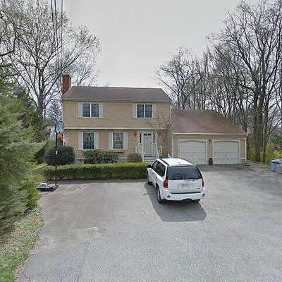 41 Waldron Ave, Barrington, RI 02806