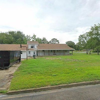 4100 Sunken Ct, Port Arthur, TX 77642