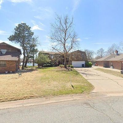 3531 Edgewater Dr, Enid, OK 73703