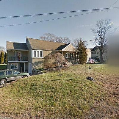 36 Weybosset St, Shelton, CT 06484